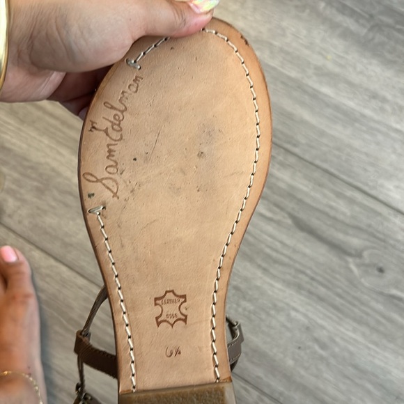 Sam Edelman Brown Sandals with Shell and Yellow Accents - Picture 4 of 6